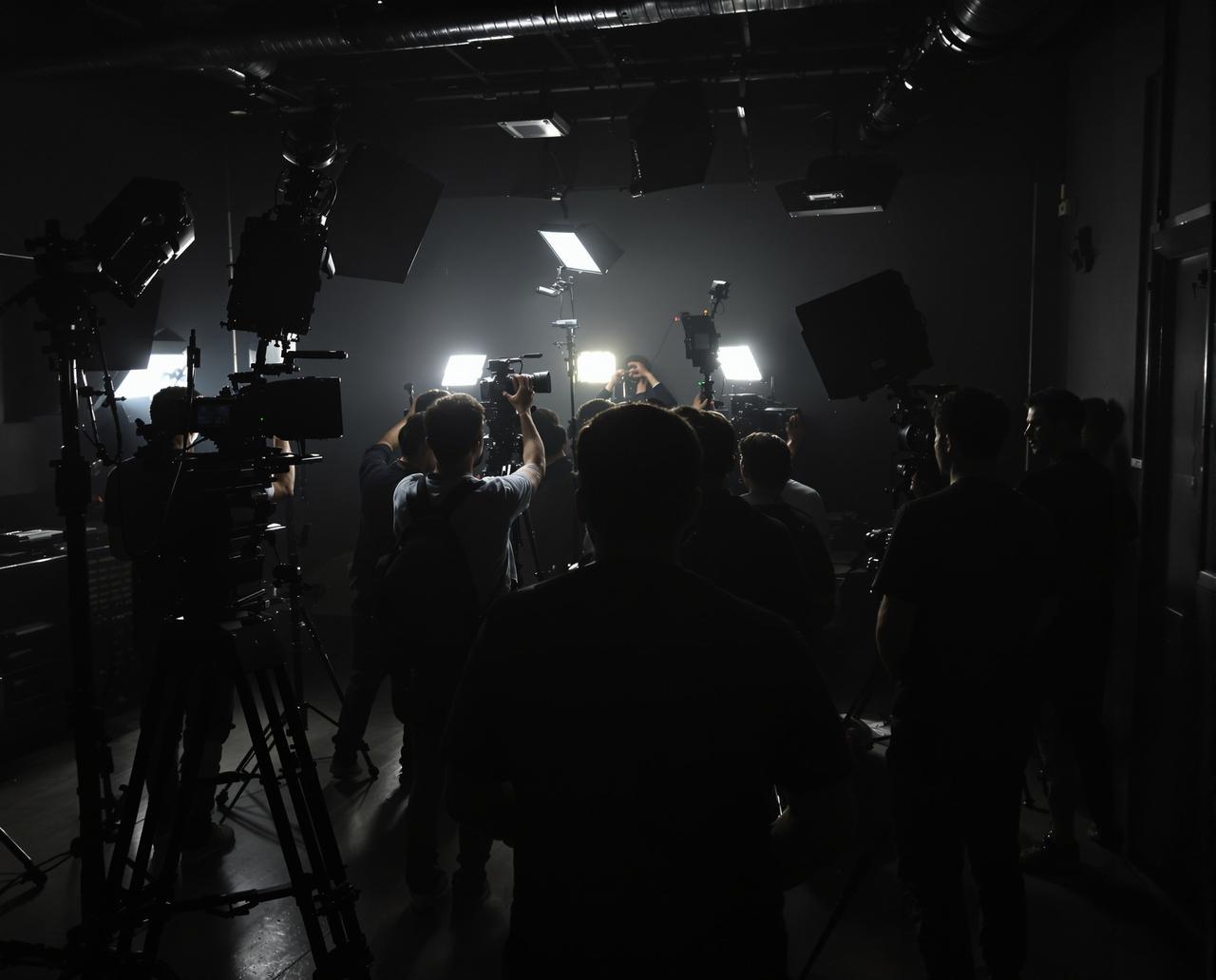 多多视频制作团队